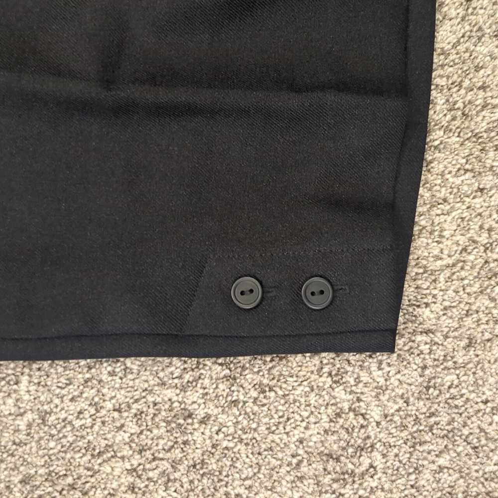 Capris - Picture 2 of 3